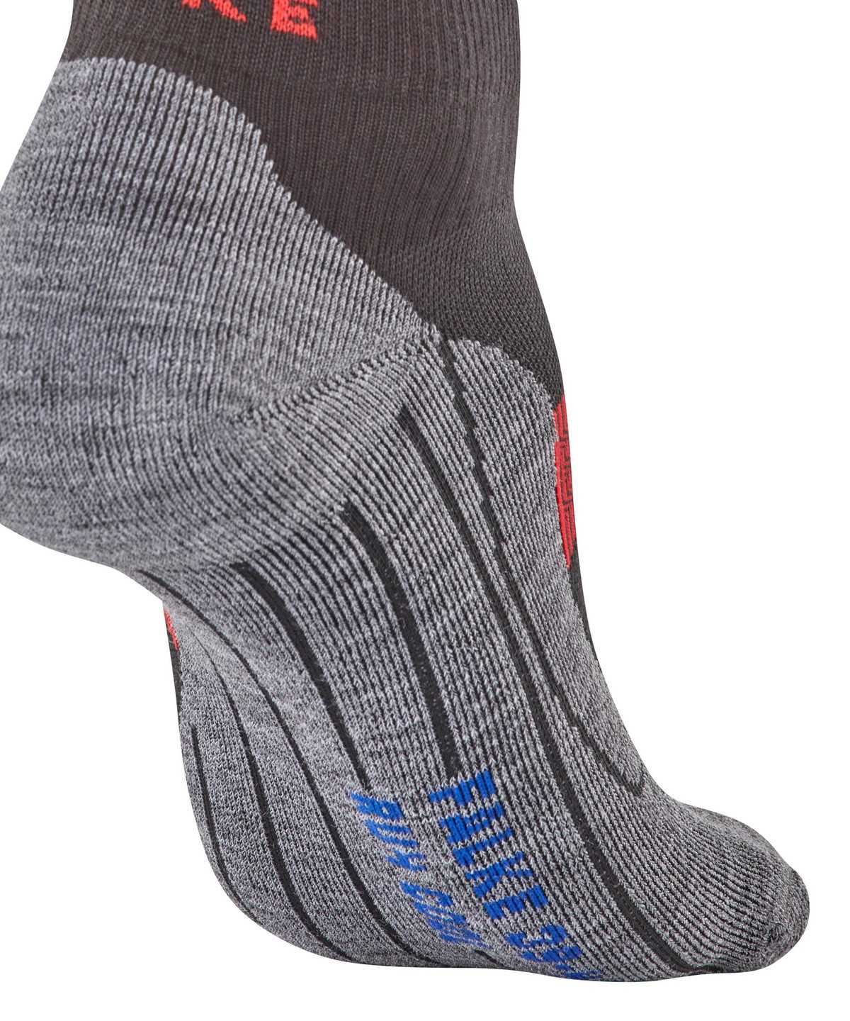 Men Falke RU4 Endurance Cool Short Running Short sock Socks Black | LABKVR784