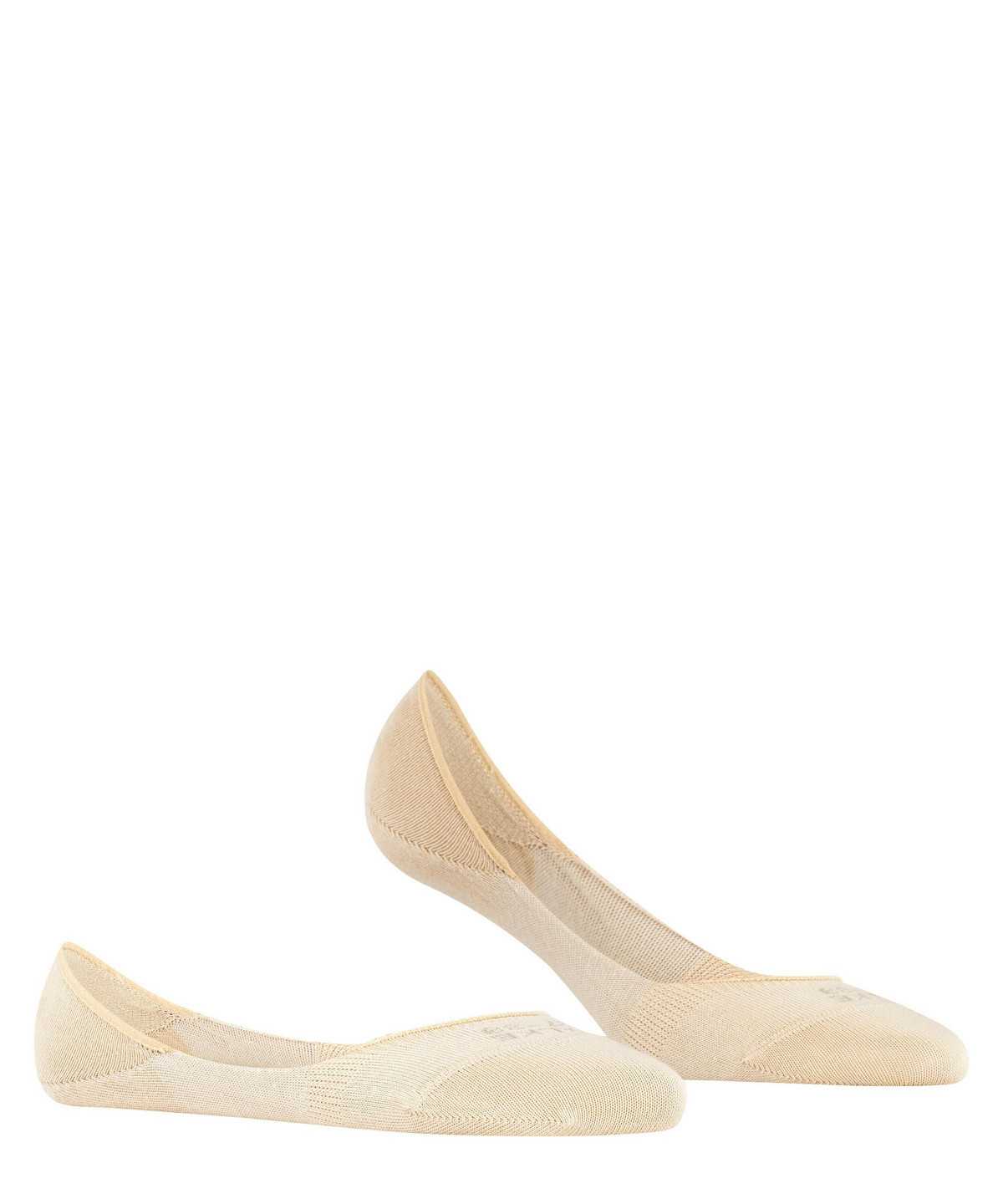 Women Falke Step Medium Cut Invisibles No Show Socks Beige | VCLREQ604